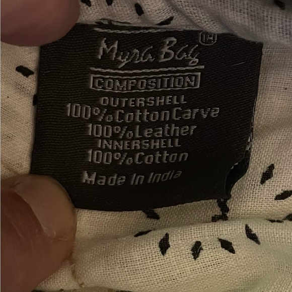 Myra Bag Fannypak - Picture 12 of 14